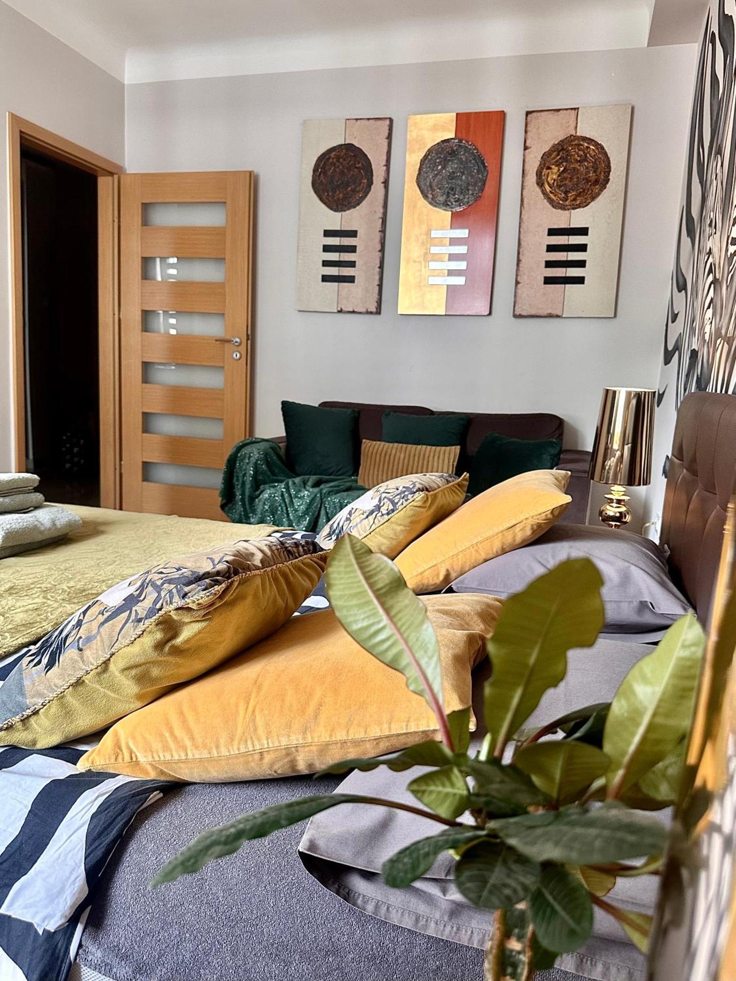 Africa Apartment Варшава Экстерьер фото